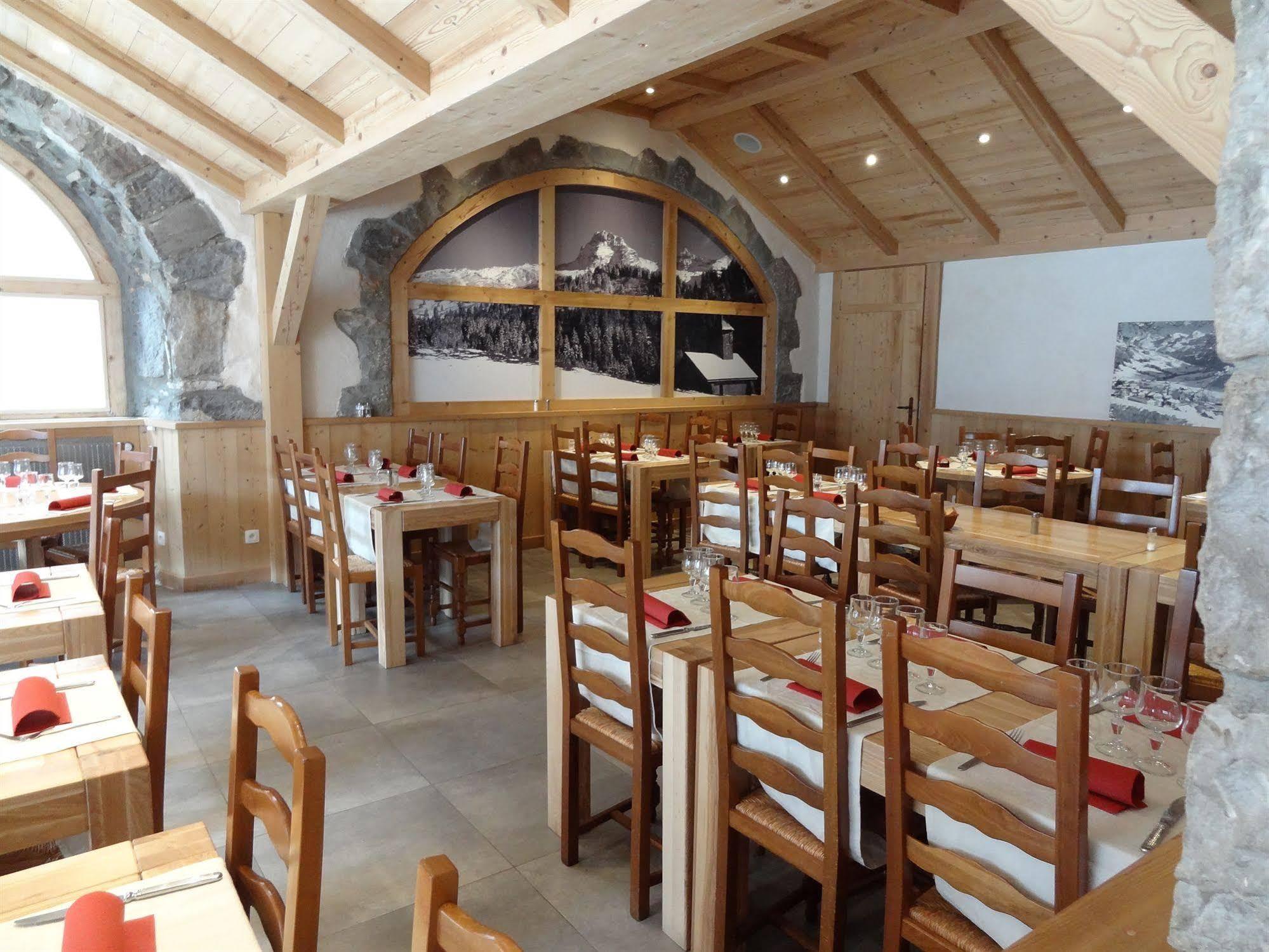 Hotel La Pointe Percee Le Grand-Bornand Zewnętrze zdjęcie